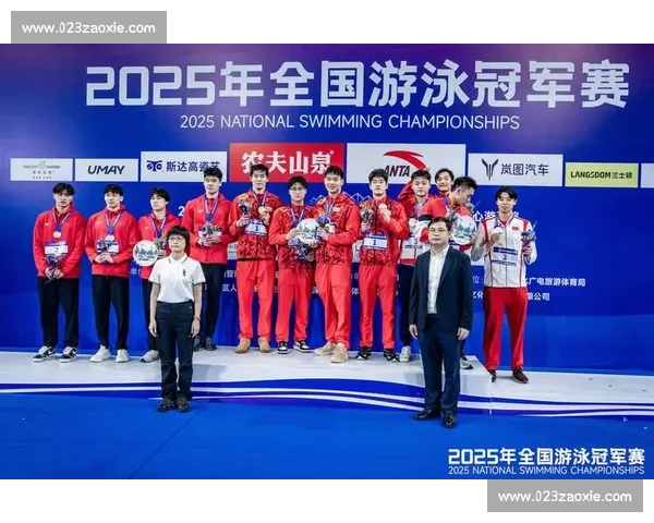 潘展乐破浪前行书写中国泳坛新传奇篇章激荡青春力量引领时代荣光