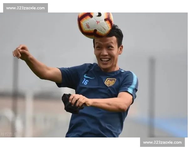 球队最新招募动态解析：新星加盟与交易动态全面盘点